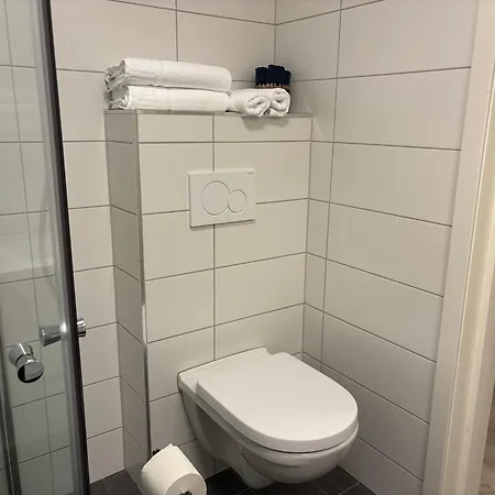 Modern - Steps From Grieghallen And Trainstation Bergen