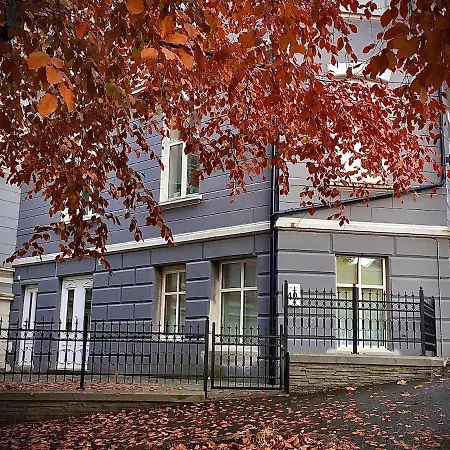 Modern - Steps From Grieghallen And Trainstation 베르겐