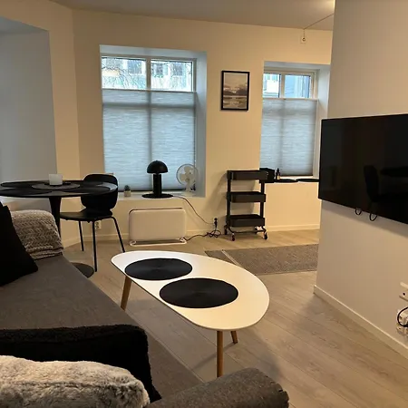 아파트 Modern - Steps From Grieghallen And Trainstation 베르겐